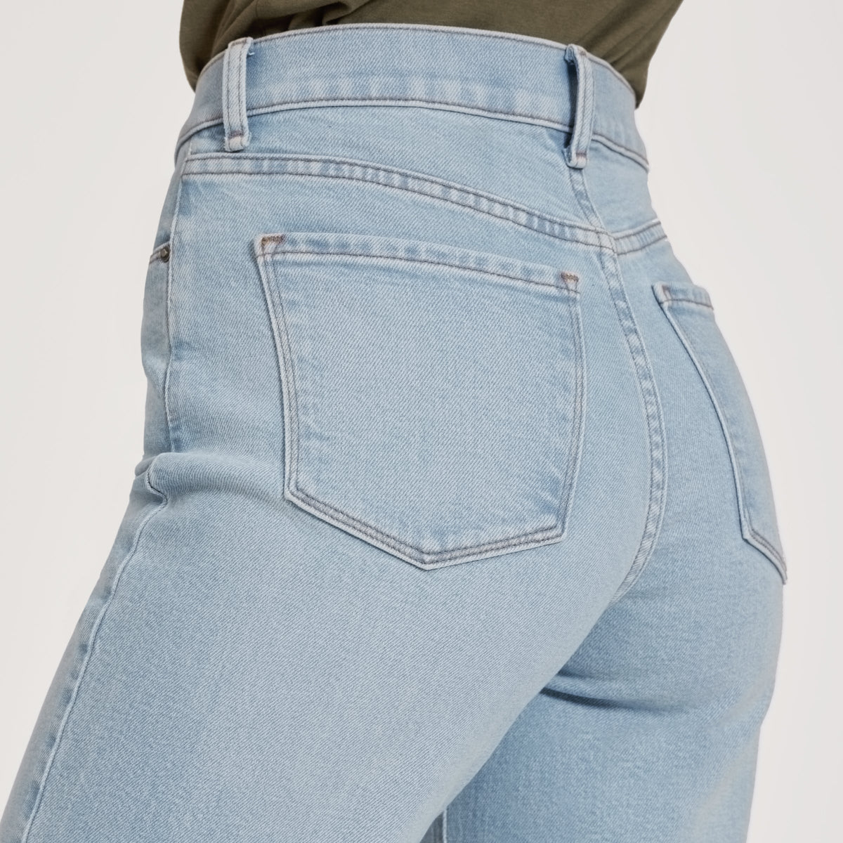 Jeans Hubert de tiro alto y pierna ancha